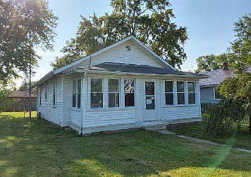 1st image of 1404 S Luick Ave