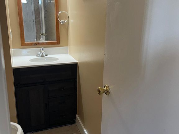 5th image of 1200 Magnolia Ln