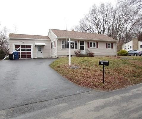 1st image of 55 Pequot Trl