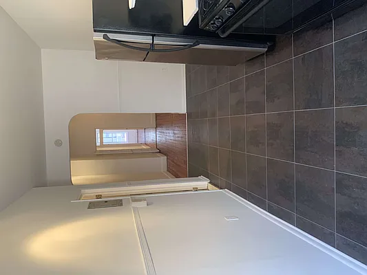 Rented by Flatiron Real Estate Advisors LLC | media 39