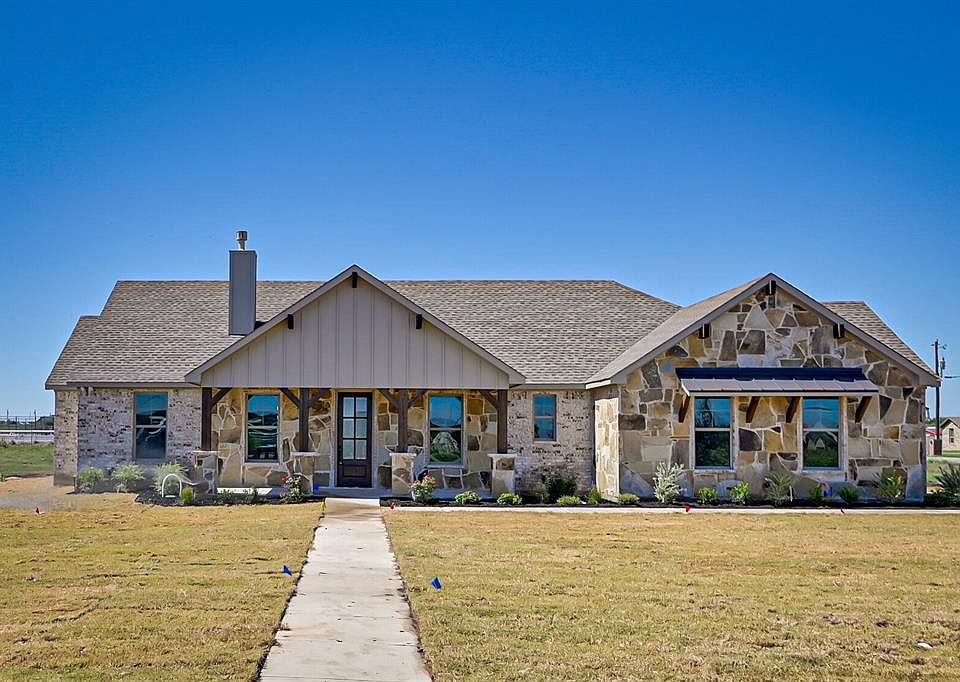 1st image of 6033 Dewberry Ln