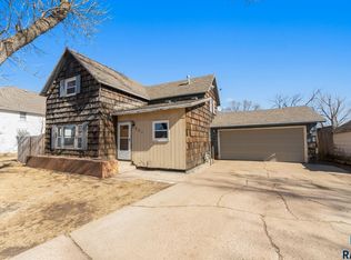 206 N Feyder Ave, Hartford, SD 57033