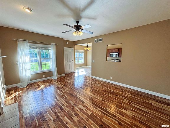5th image of 11217 Oakwood Dr #13
