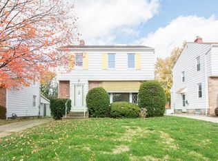 9538 Snow Rd, Parma, OH 44130