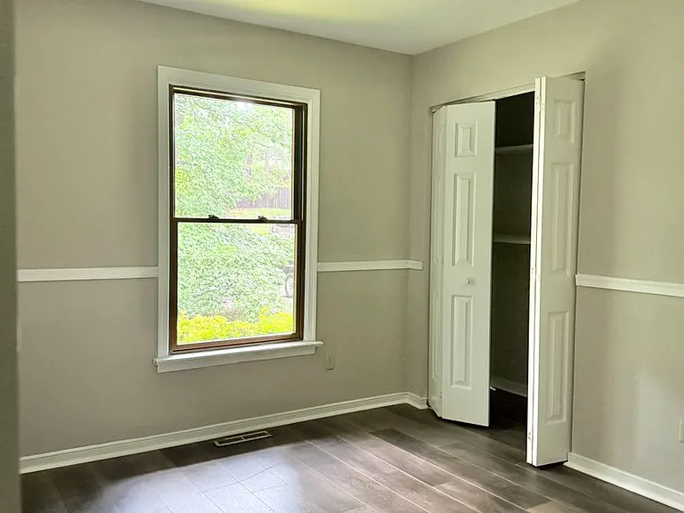 2705 Lawland Dr — Photo 17