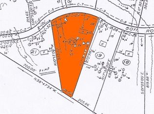 404 Rainbow Ln, Meherrin, VA 23954