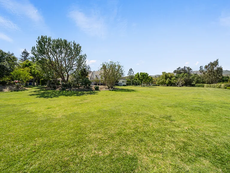 6952 Solano Verde Dr — Photo 15