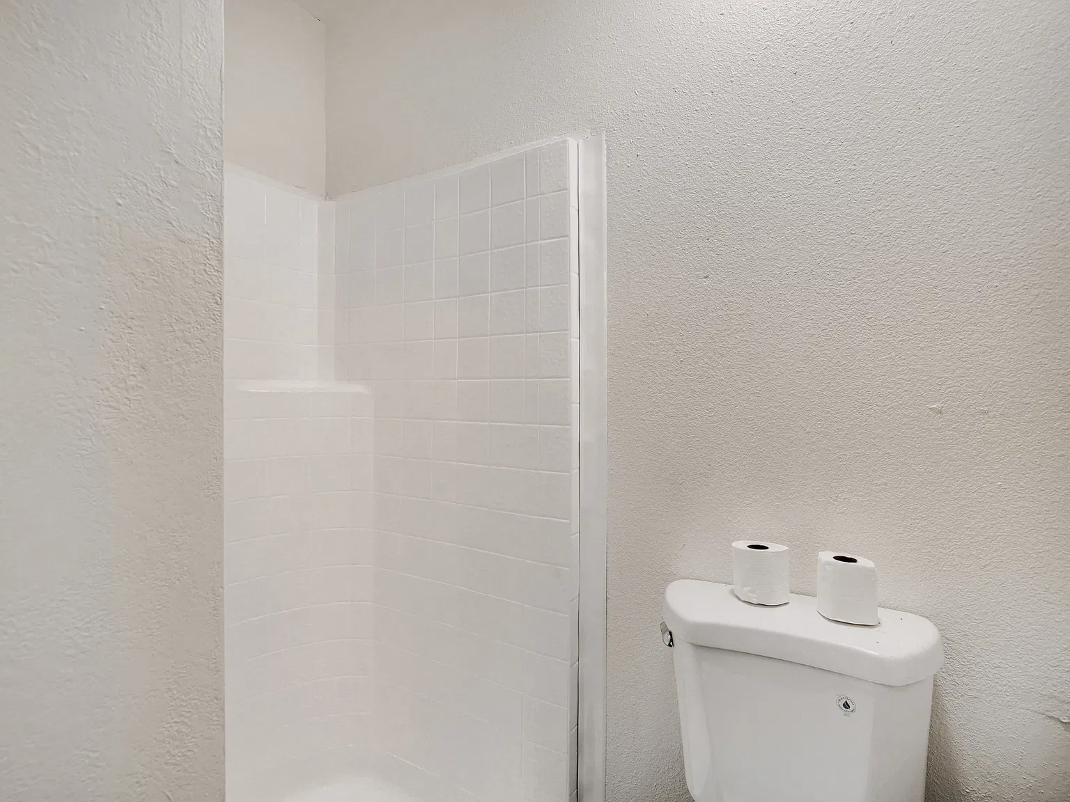 1 bed, 1500 sqft, $900 — Photo 4