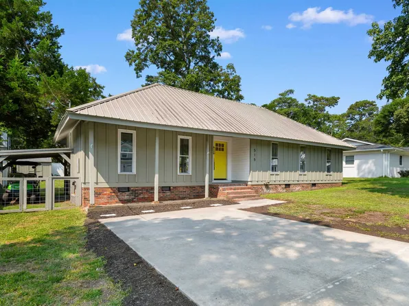 515 3rd Ave. N, Surfside Beach, SC 29575