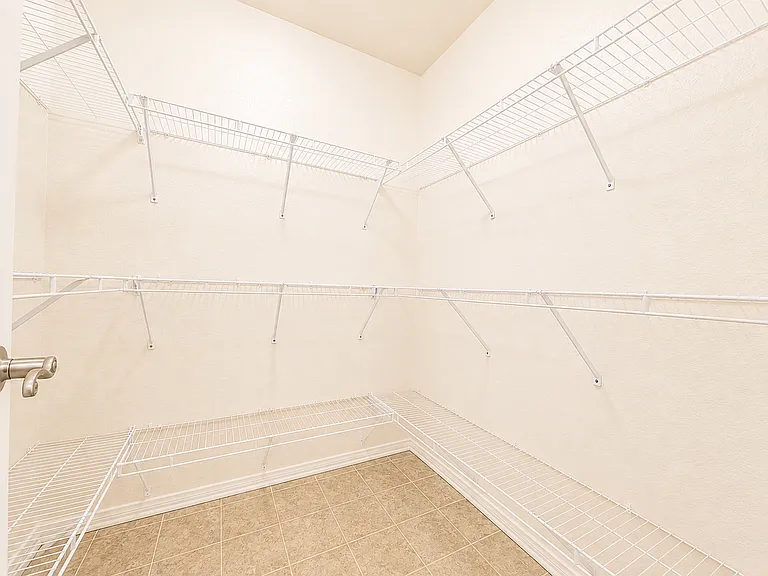 15325 Oak Tree Dr #104 — Photo 7