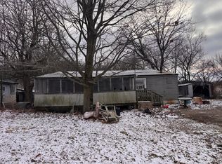 161 Wilbern Rd, Washburn, IL 61570