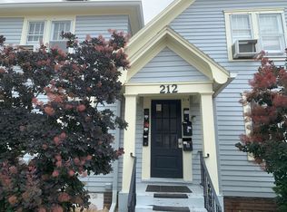 212 N 5th St APT 3, Manhattan, KS 66502