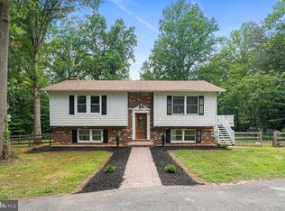 9 Colyer Rd, Fredericksburg, VA 22406