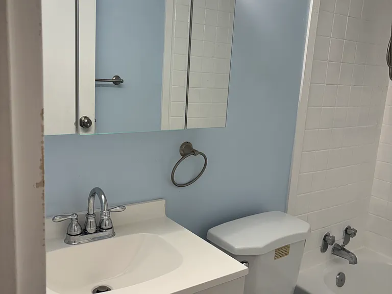 70 Southbridge St #503 — Photo 9