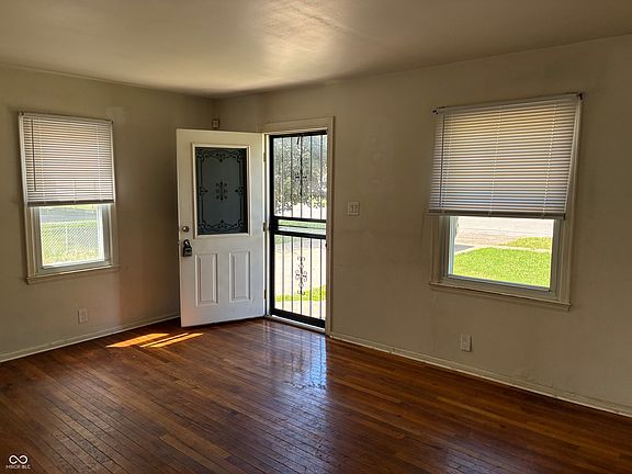 2nd image of 3205 W Minnesota St