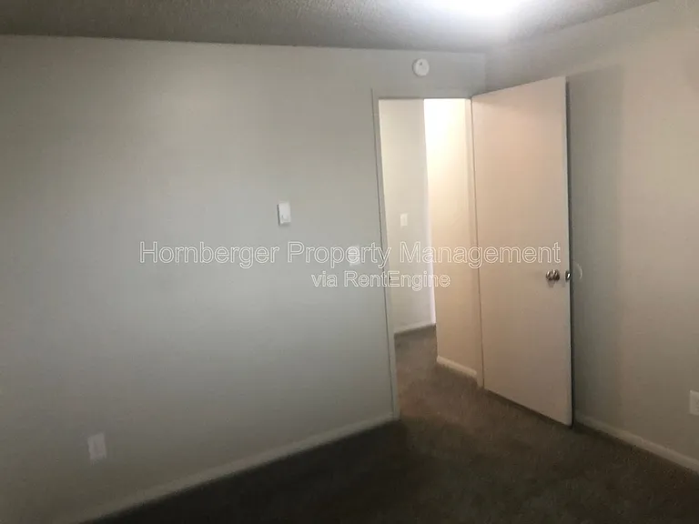 3203 N Smith St #11 — Photo 13