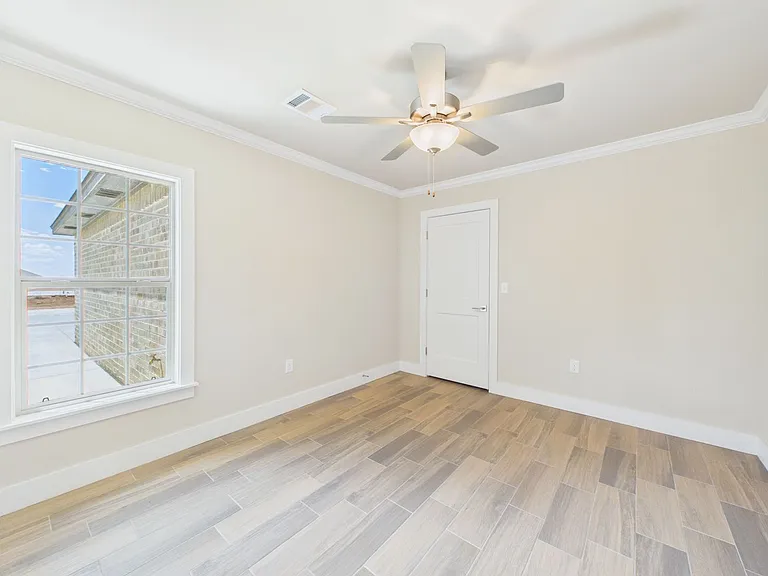 9770 Elite St — Photo 42