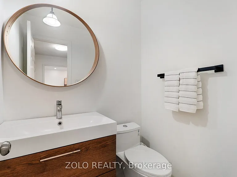 272 Elman Cres — Photo 7