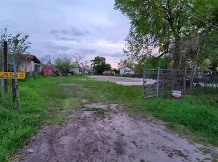 4510 E O'S Dr #T, Houston, TX 77013