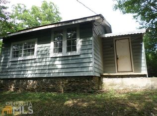 5716 Lakeside Dr, Union City, GA 30291