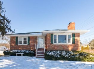 4726 N Alby Rd, Godfrey, IL 62035