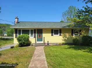 26 S Main St, Berlin, NY 12022
