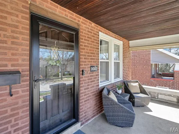 2032 Alameda Ave, Saint Louis, MO 63143