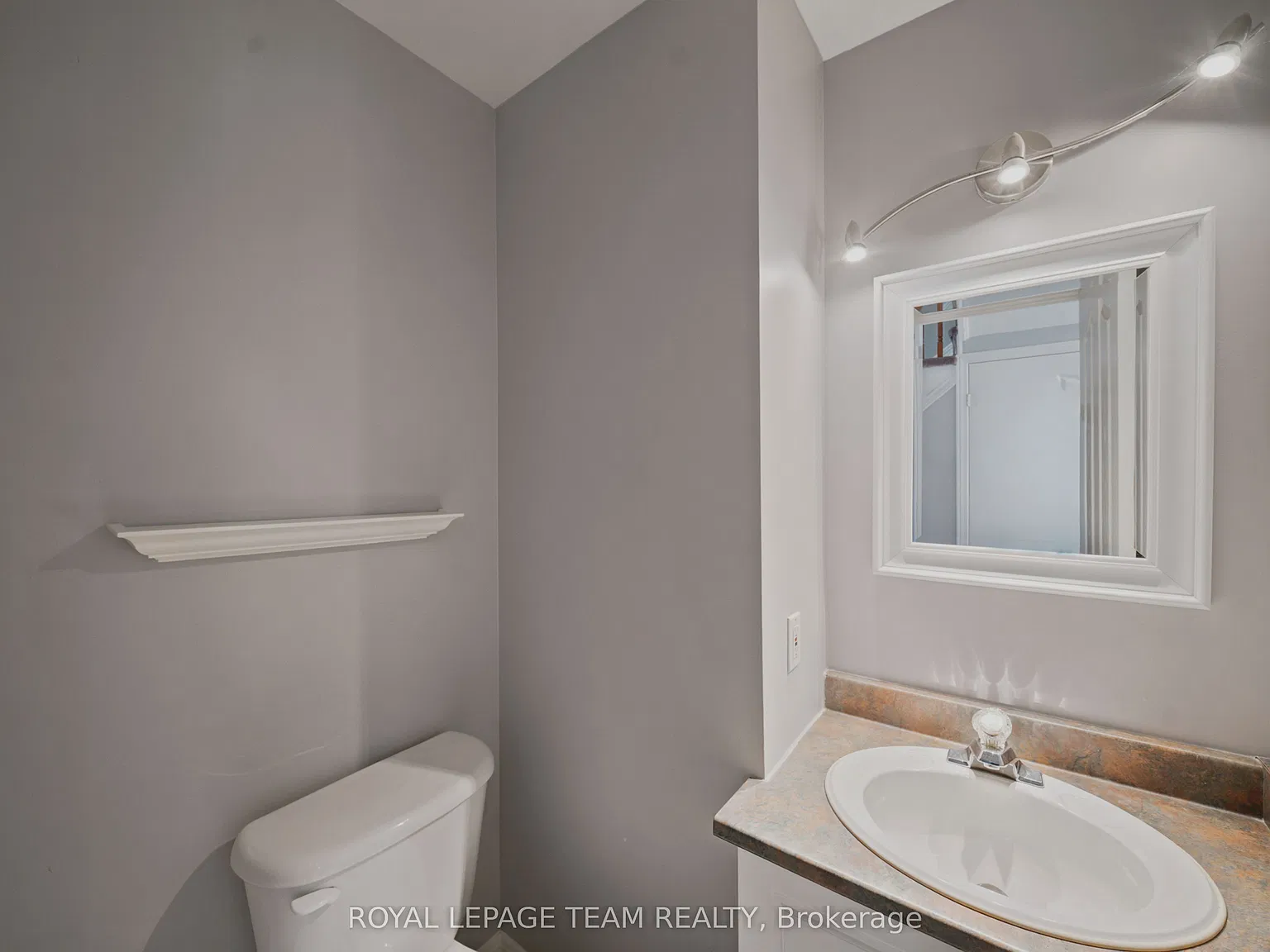 3 bed, $2,700 — Photo 4