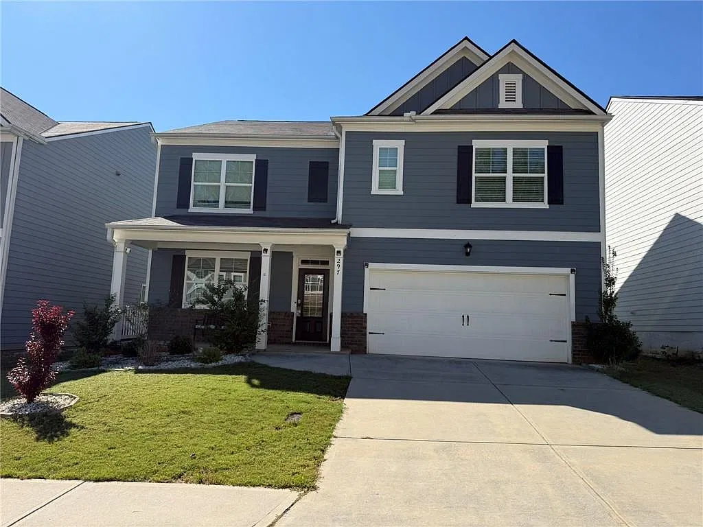 5 bed, 3.0 bath, 2822 sqft, $2,575 — Photo 1