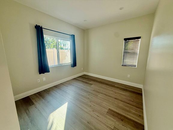 4th image of 1317 1/2 N Ballista Ave