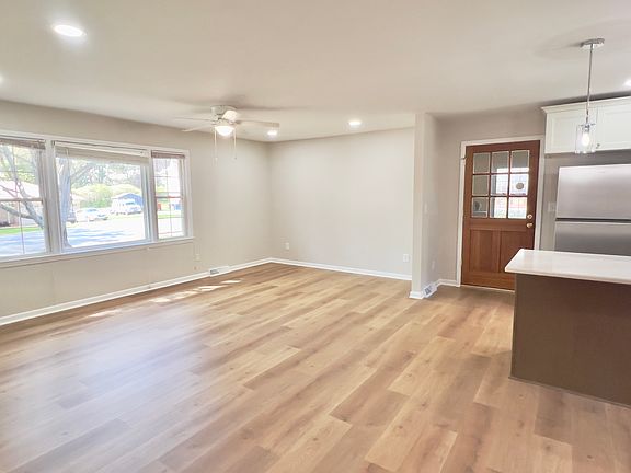 4th image of 706 Norman Dr