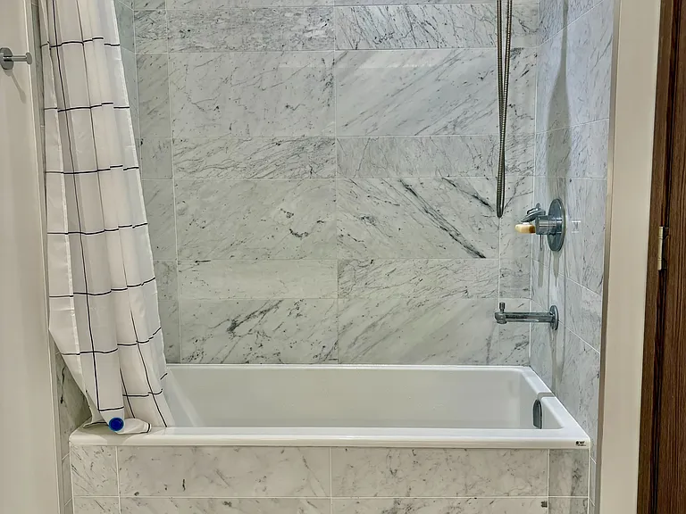 17 Bathurst St #3108 — Photo 15