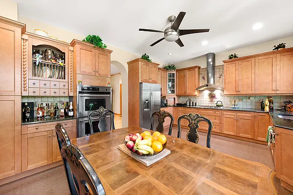 Sold by Corcoran | media 14