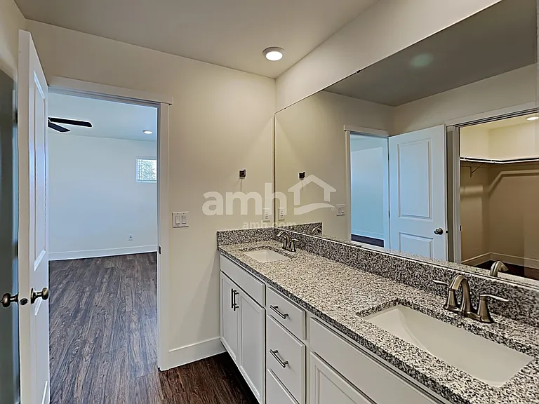 1625 194th St E — Photo 11