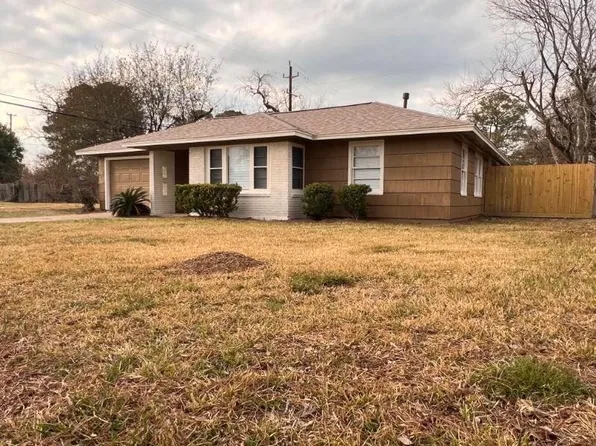 5834 Indigo St, Houston, TX 77074