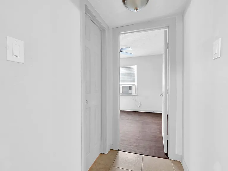 2505 Delano St #2 — Photo 11