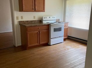 667 Chestnut St, Greensboro, NC 27405