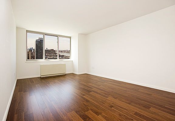 5th image of 561 10th Ave APT 8F