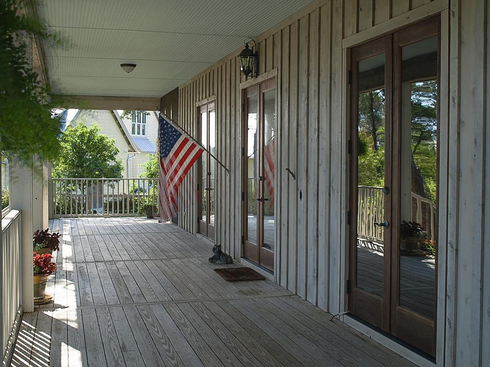 1st image of 215 Bunker Place Dr