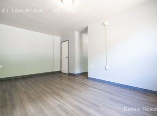 121 Locust St #2A, Ambridge, PA 15003