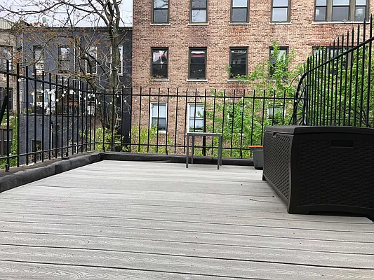 Rented by One New York Realty Inc | media 2