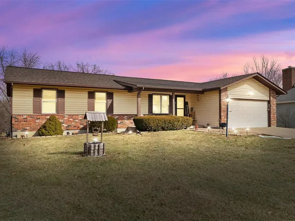 776 Cedar Glen Dr, Weldon Spring, MO 63304