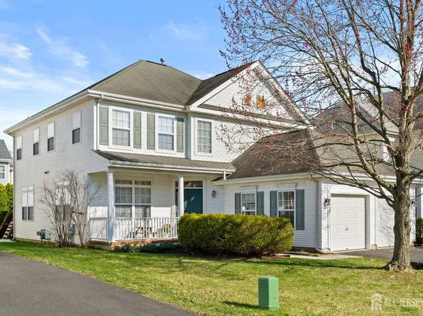 87 Elsie Dr, Plainsboro, NJ 08536