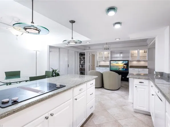 5601 TURTLE BAY DR #1001, NAPLES, FL 34108