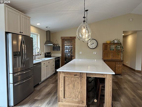 5th image of 457 McNickols Rd