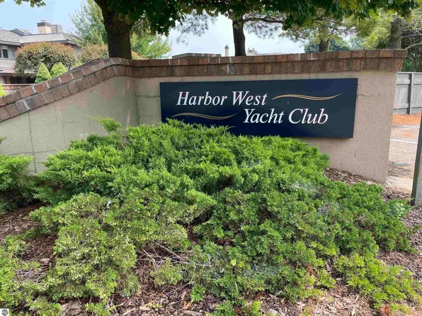 12755 S Marina Village Dr #94, Traverse City, MI 49684
