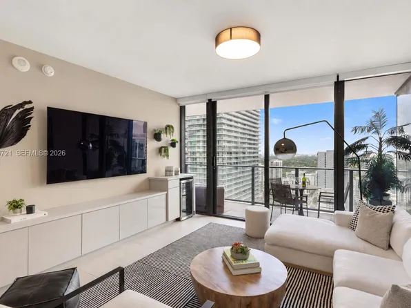 1000 Brickell Plz #2704, Miami, FL 33131