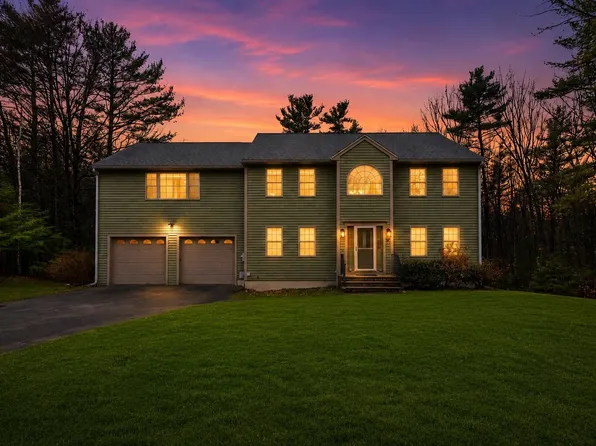 22 Lakewood Drive, Alton, NH 03810