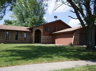 1011 Ridge Rd, Shorewood, IL 60404