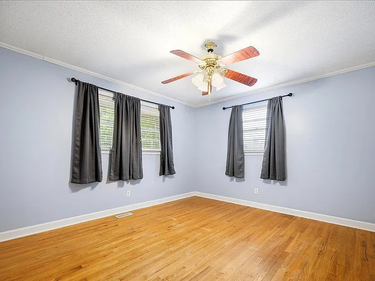1007 Greenleaf Rd — Photo 19